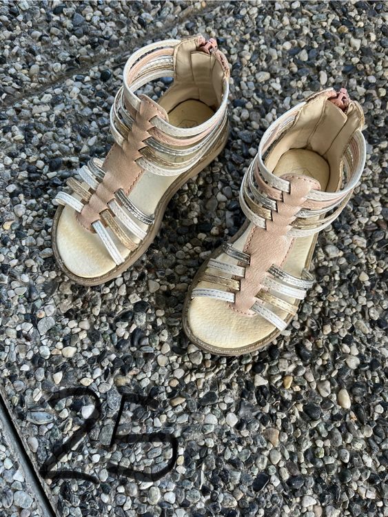 Sandale En Cuir Pour Fille - Taille 25 EU - Noir, Style Vintage, Neuve Avec Emballage