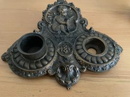 ALTER TISCH-TINFÄSSLIHALTER MIT ENGEL.MOTIV