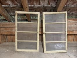 2 Stk. alte Holzfenster mit Echtglas