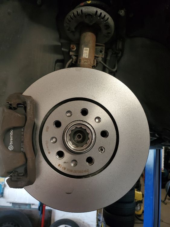 Skoda Autos: Skoda Roomster 1.6 Frisch ab MFK 13.05.25 – D'occasion à Kräiligen par NGK82 7