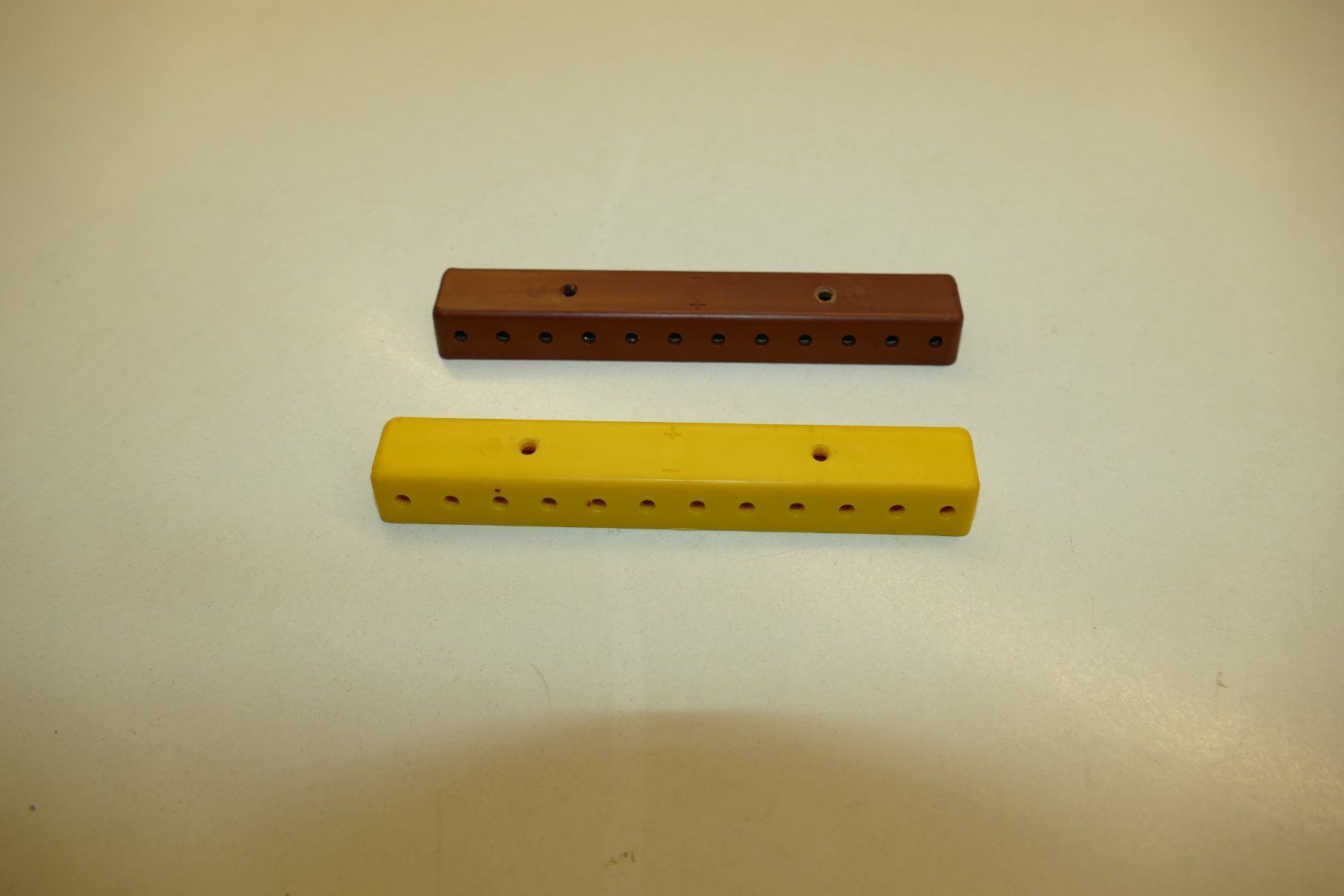 Modellini di ferrovie: 2xVerteilplatten – Usato da Niederhasli venduto da rail-duerst