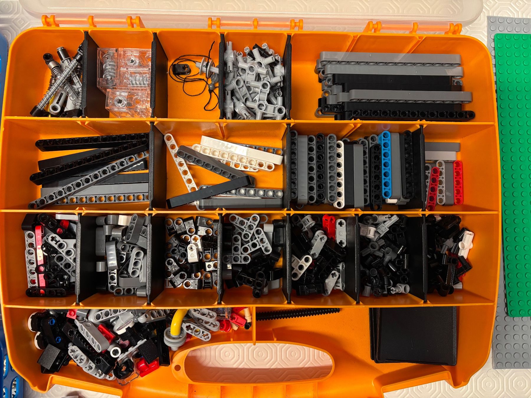 Lego Kit di costruzioni: LEGO Technic Sammlung aus Diverse Farben, Formen – Usato da Zürich venduto da Axelf2 3