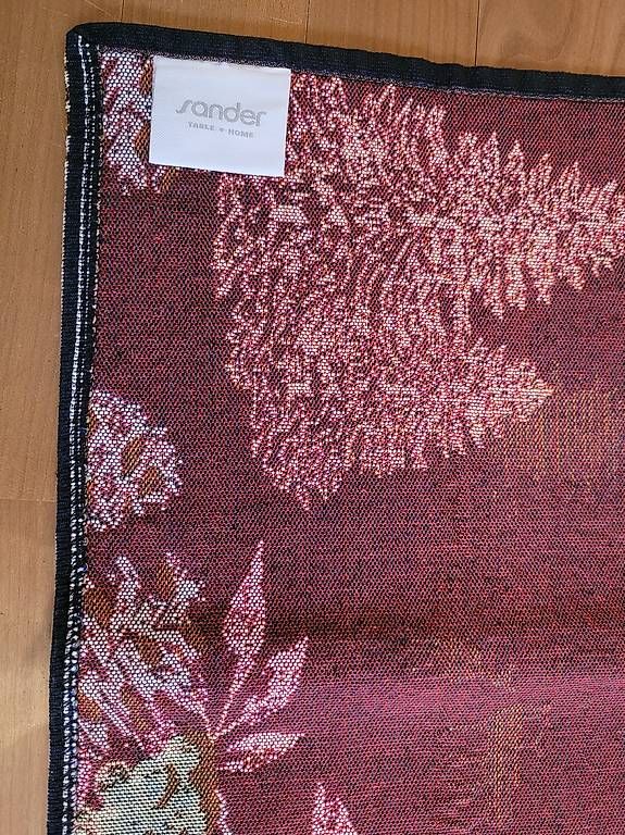 Set di tavolo e panche: 4 Tischset Motiv Winter – Usato da Spreitenbach venduto da dde_5k86 1