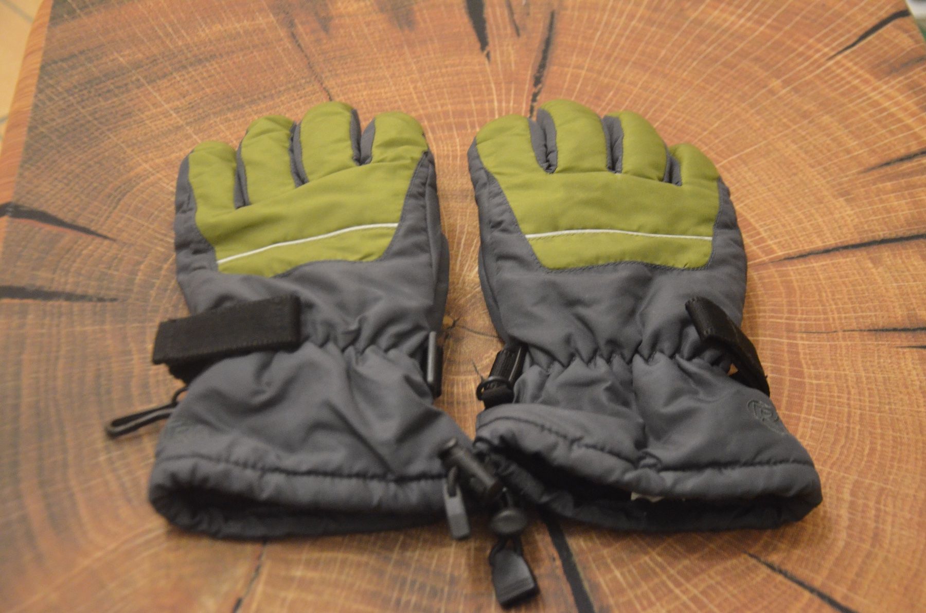 Kinderhandschuhe: TAILLE 158-164 - GANT THINSULATE – Gebraucht aus Chiasso von Dolly015
