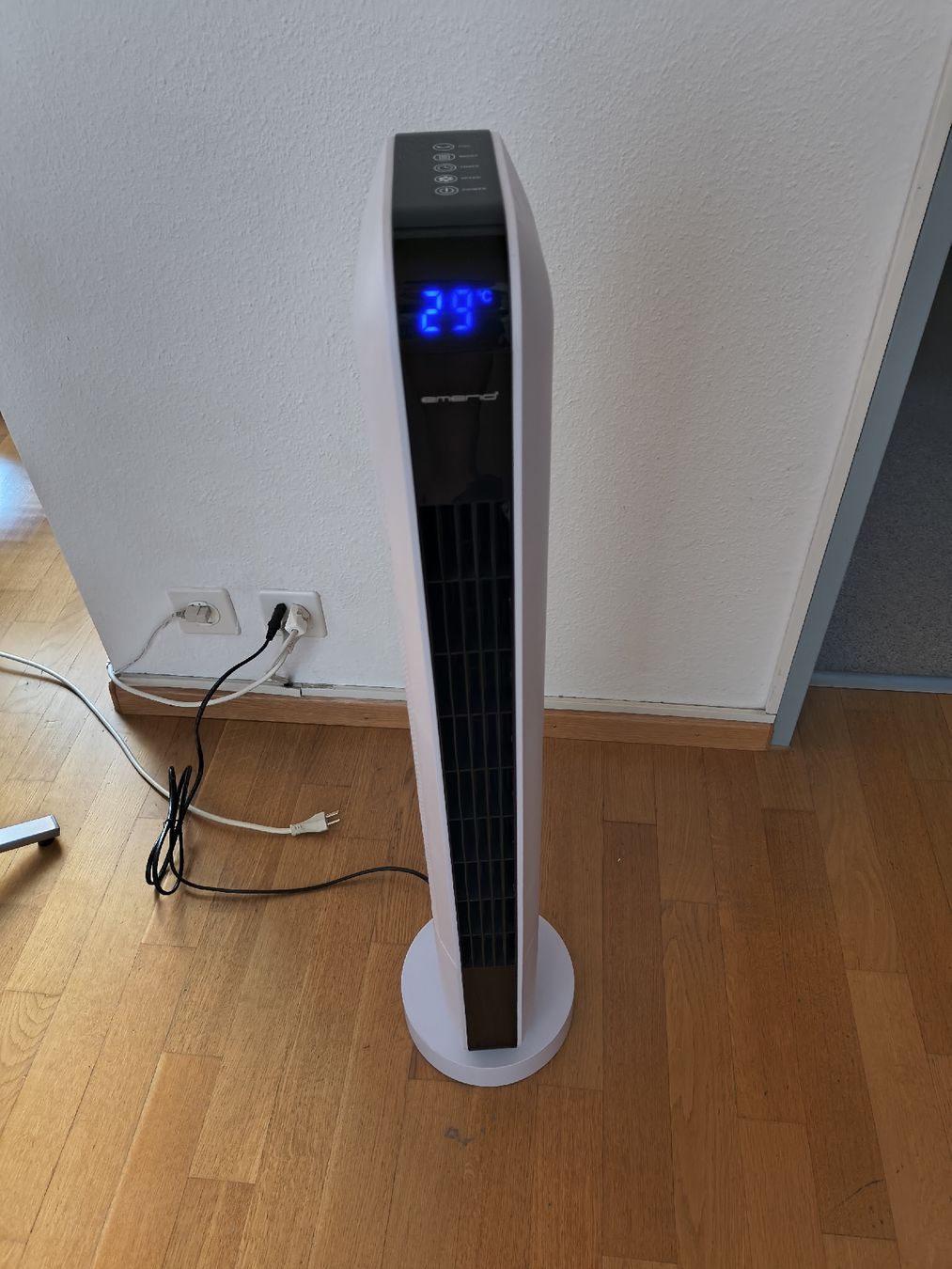 Ventilatoren: Turm-Ventilator 'Emerio' – Gebraucht aus Münchenstein von Rychenys 1