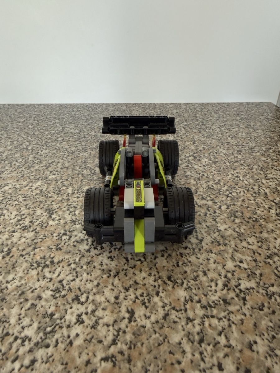 Lego Kit di costruzioni: LEGO Technic Auto guter Zustand – Usato da Wädenswil venduto da dom_pz5d