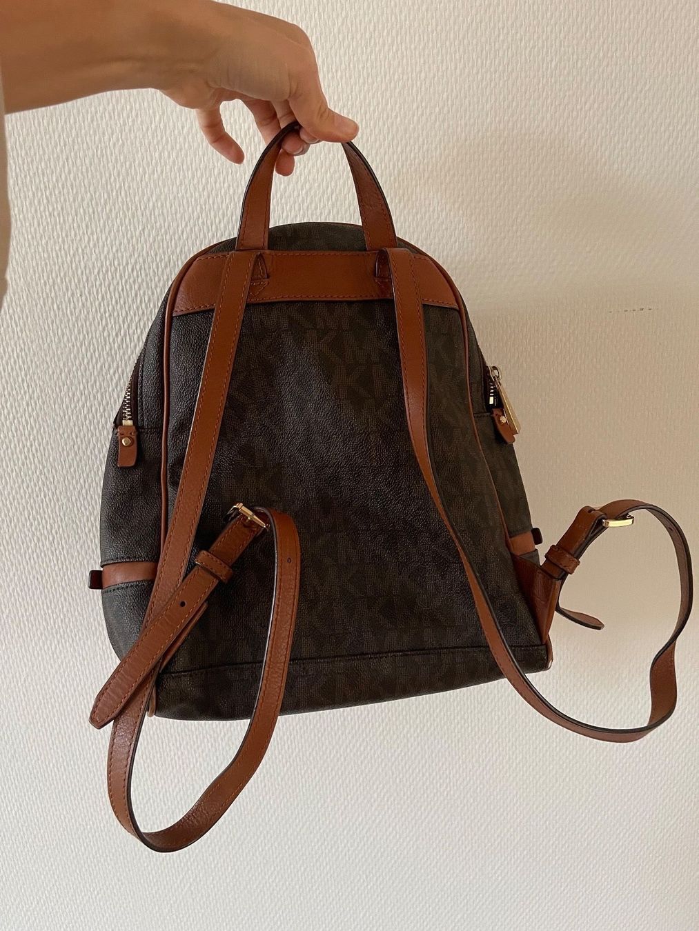 Michael Kors Zaini: MICHAEL KORS Rucksack – Usato da Adliswil venduto da jota_ 1