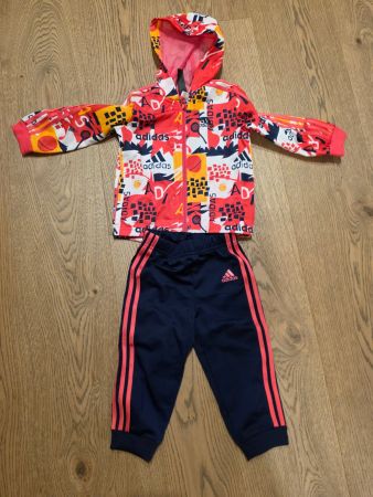 Adidas Trainingsanzug Kinder Grösse 80/9-12M
