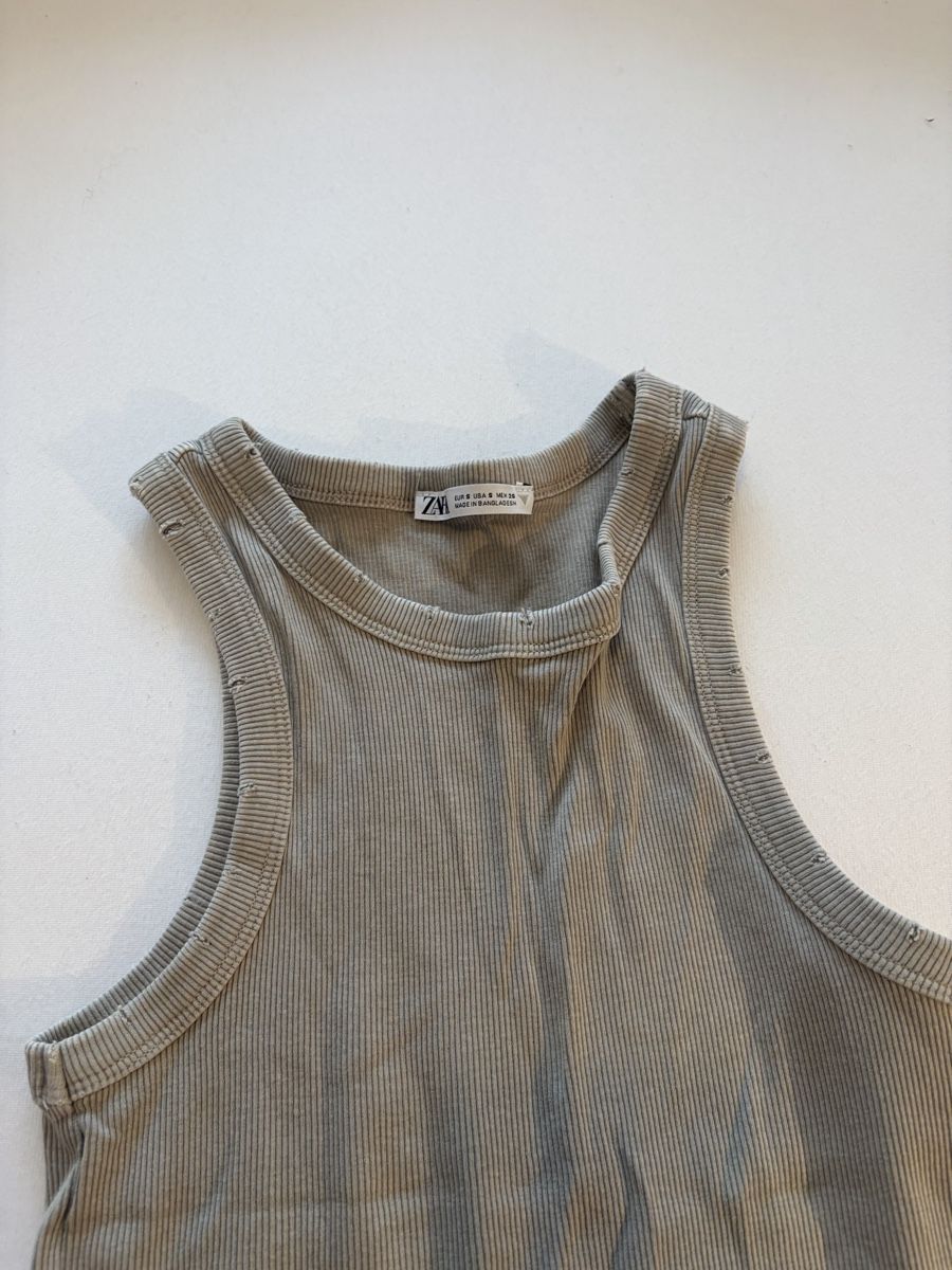 Zara Top: Top beige Zara – Usato da Pully venduto da ari_78pk 1