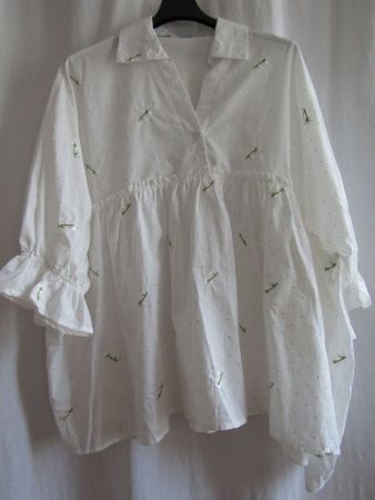 Gr. 48/56, zauberhafte Vintage Bluse mit Stickerei/Strass