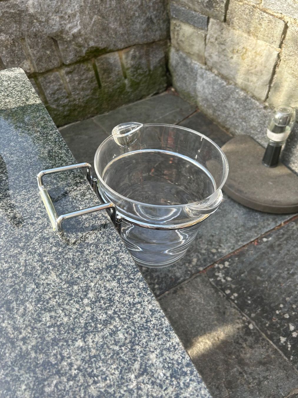 Sonstiges: Champagnerkühler mit Tischhalterung neuwertig – Gebraucht aus Zürich von Ctoc 1