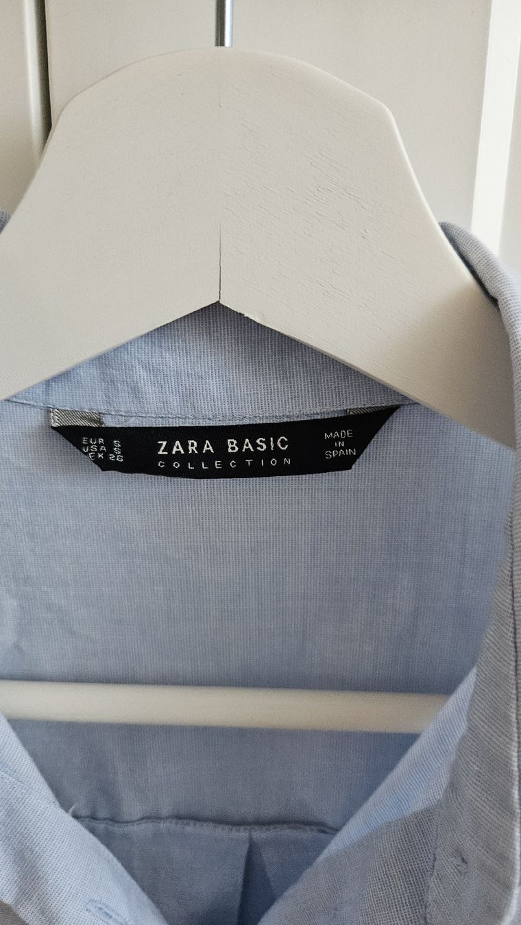 Zara Blusen: Zara Basic Bluse, hellblau Gr. S !LETZTE CHANCE! – Gebraucht aus Wetzikon ZH von ELIVNE 2