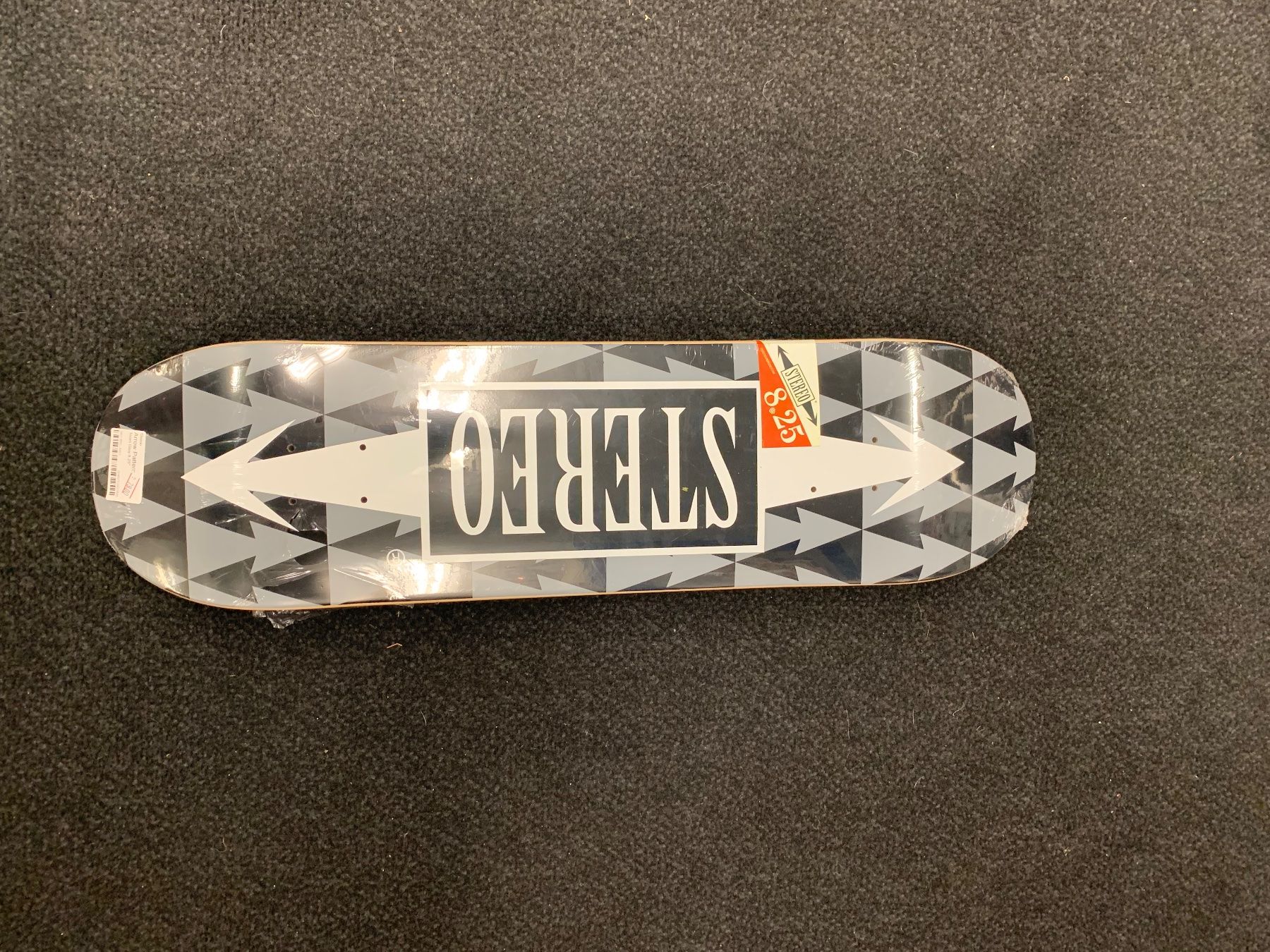 Skateboards: Skate Stereo Arrow Pattern – Neuf avec emballage d'origine à Faido par ManuelPizzocher 1