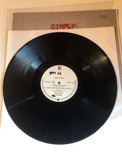 Dischi in vinile: Simple Red – Usato da Aarwangen venduto da Jukebox3 4