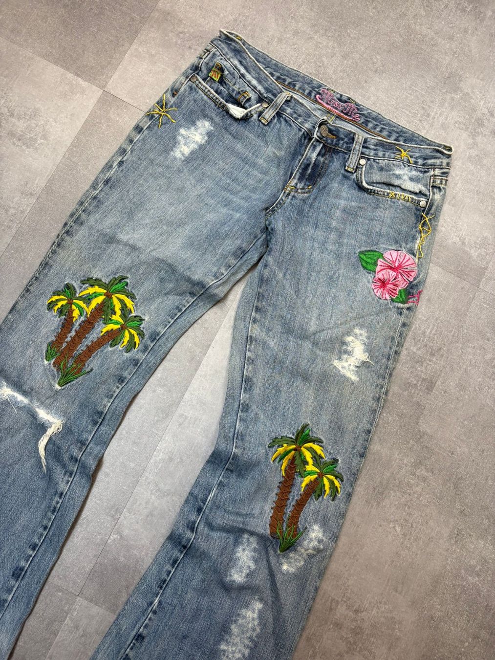 Jeans: Miss Me Bootcut Flared Jeans - Grösse M/28 – Nuovo (secondo la descrizione) da Werdenberg venduto da hase.vintage 2