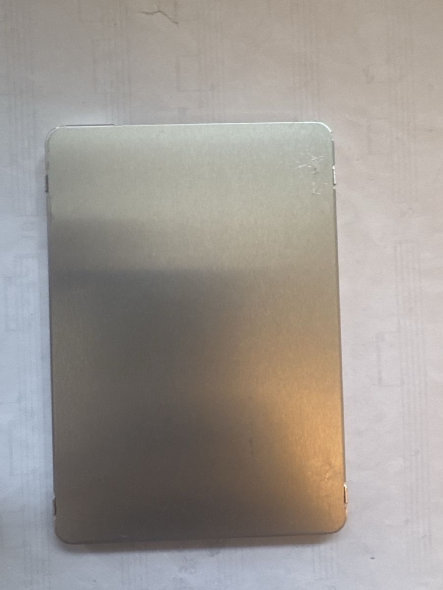 Cartes mémoire: SSD – D'occasion à Le Noirmont par mat_9dtx