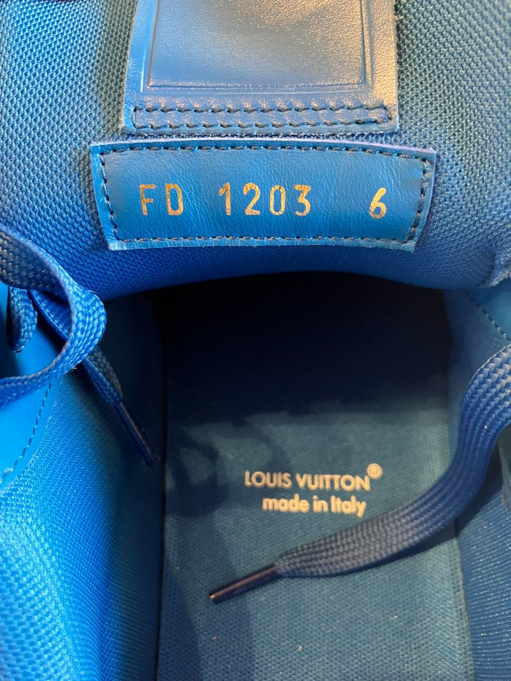Louis Vuitton Herrenschuhe: Louis Vuitton Trainer Sneaker blau, Gr. 6 / 40 - 40.5 – Neu und originalverpackt aus Zäziwil von Bewy1 2