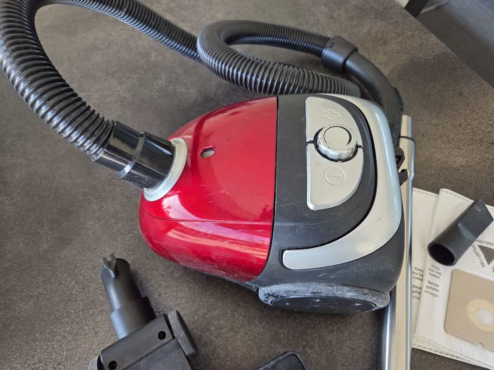 Coop Staubsauger & Zubehör: Mini Staubsauger mit Rohrverlängerung – Gebraucht aus Klingnau von Groofty69 2