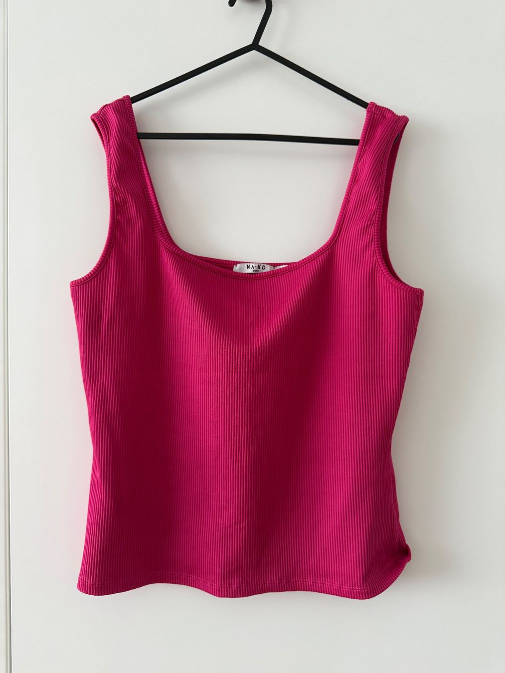 Na-kd Tops: Pinkes Top von NA-KD - XXL – Gebraucht aus Rothrist von G.F.1997