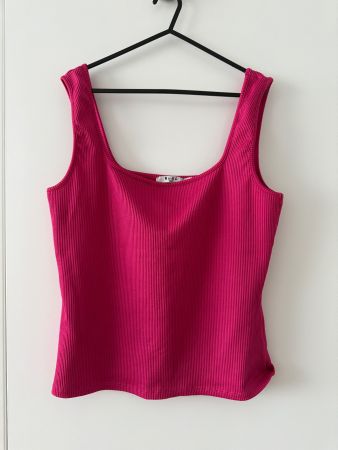 Pinkes Top von NA-KD - XXL
