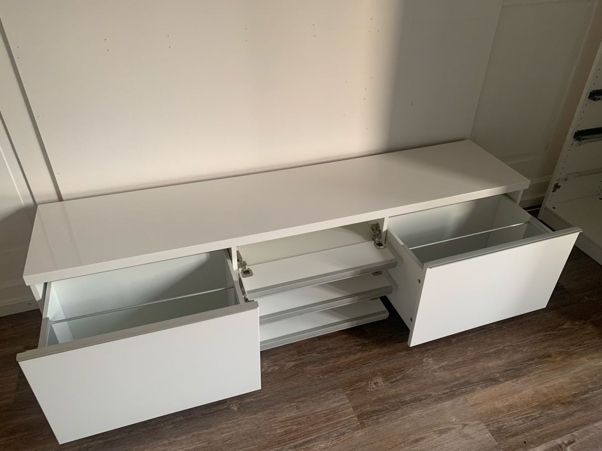 Mobili TV: TV Lowboard, Sideboard weiß glanz – Usato da Niederhasli venduto da Nati134 1