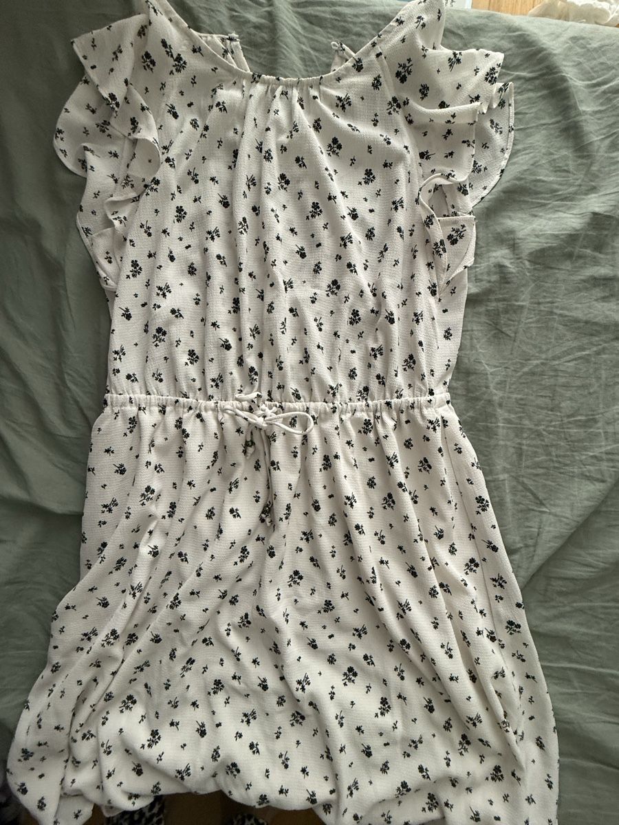 H&M Vestiti: Kleid weiss Blumenmuster, Grösse 38 – Usato da Lenzburg venduto da car_pzg8