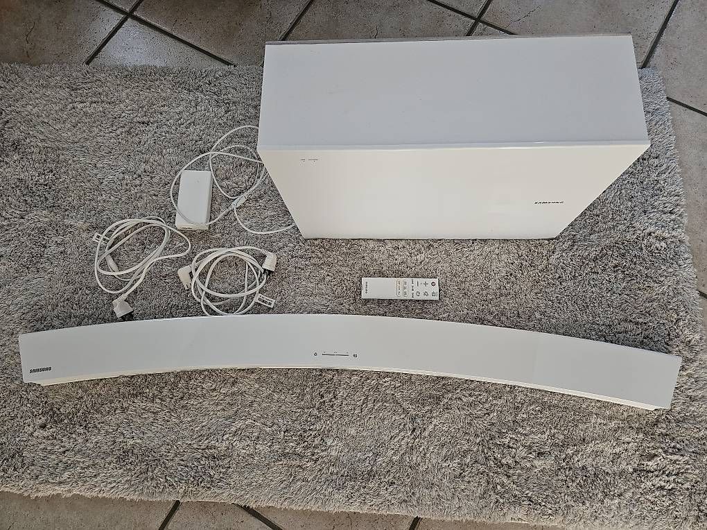 Samsung Home Cinema: Neuwertige Samsung Soundbar – Usato da Wiedlisbach venduto da Amalfi100 1