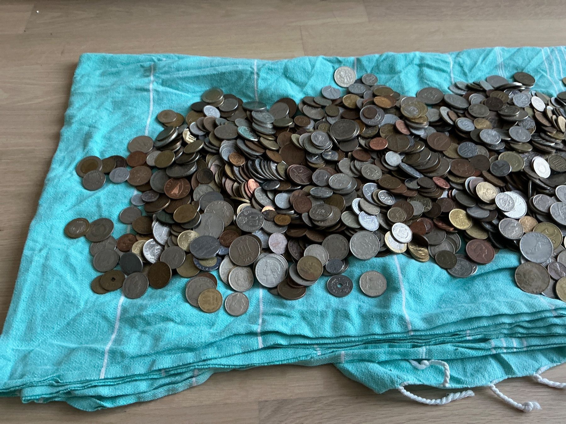 Toutes les monnaies: 9 Kg weltweit Lot E – D'occasion à Dietikon par Numi2000 1
