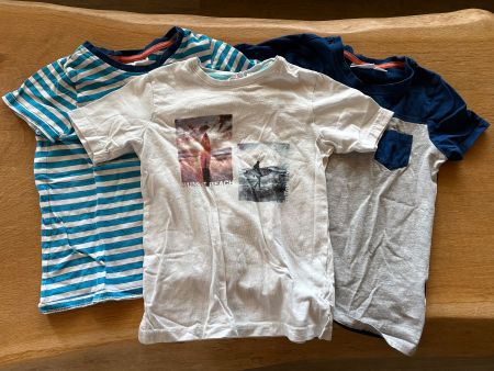3 T-Shirts von Alive Grösse 122/128 diverse Farben/Muster