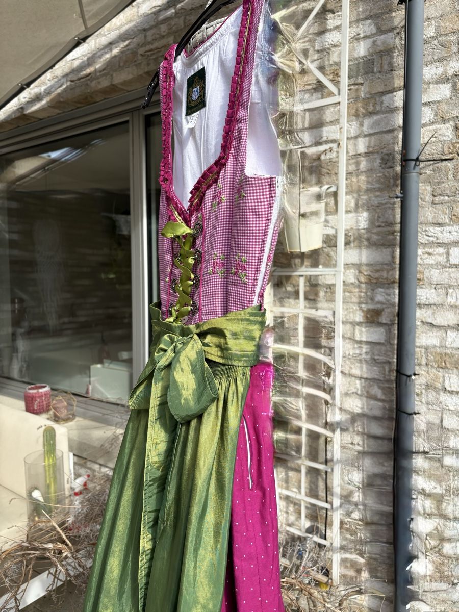 Kleider: Dirndl HAMMERSCHMID – Gebraucht aus Zürich von 123luna 3