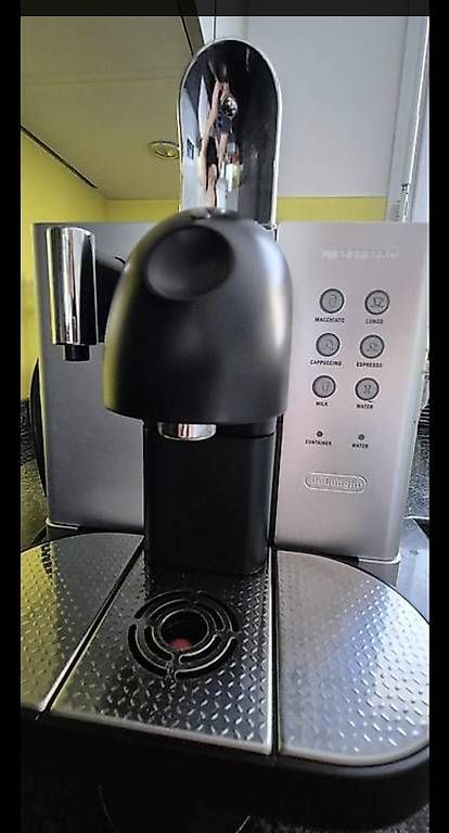 Machines à café & Machines à expresso: Kaffeemaschine DeLonghi Lattissima  – D'occasion à Nürensdorf par conceicao74 1