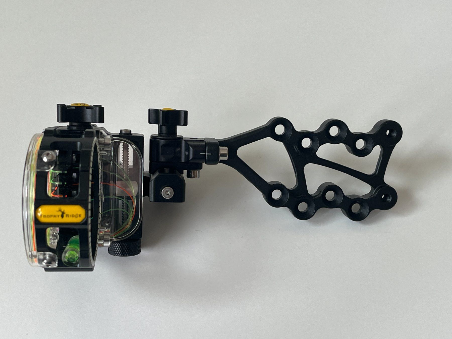 Hoyt Tiro con l'arco: Pinvisier ReactPro 5Pin .019 TrophyRidge – Usato da Oberdorf NW venduto da Gruegi