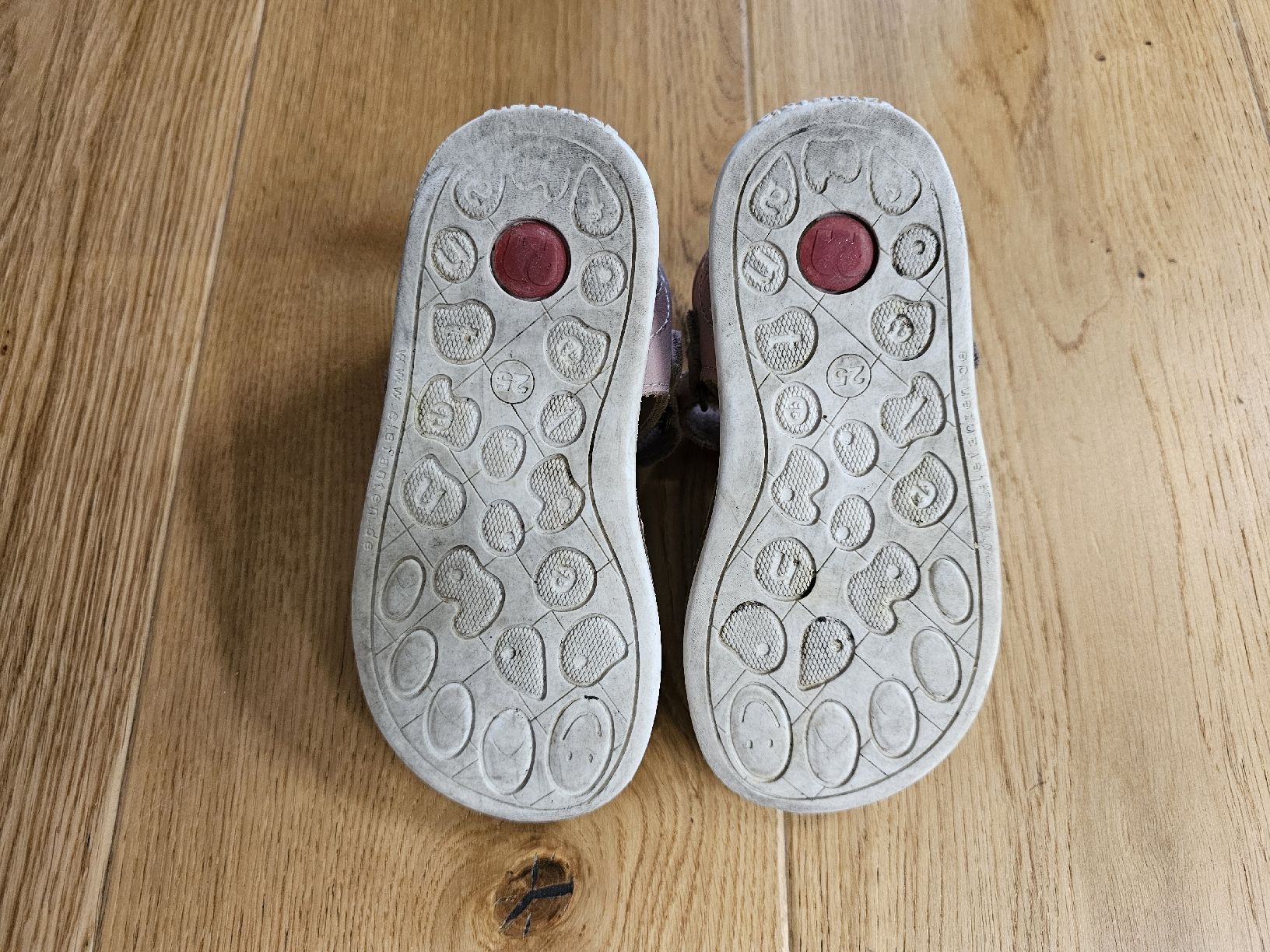 Elefanten Scarpe per ragazze: Sandalen – Nuovo (secondo la descrizione) da Basel venduto da sst_m5xv 1