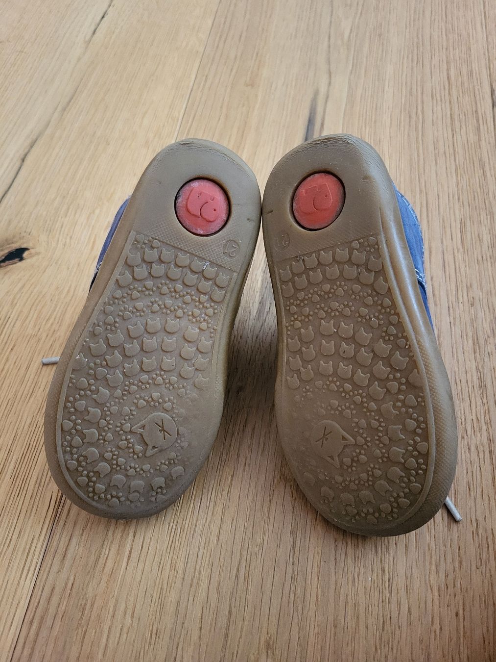 Elefanten Schuhe für Jungen: Lauflernschuh elefanten Grösse 21 – Gebraucht aus Gähwil von Ste_Holz 5