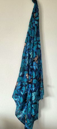 Joli foulard fluide bleu & turquoise - Motif floral