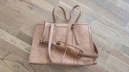 Handtasche mit Laptopfach und Innentasche