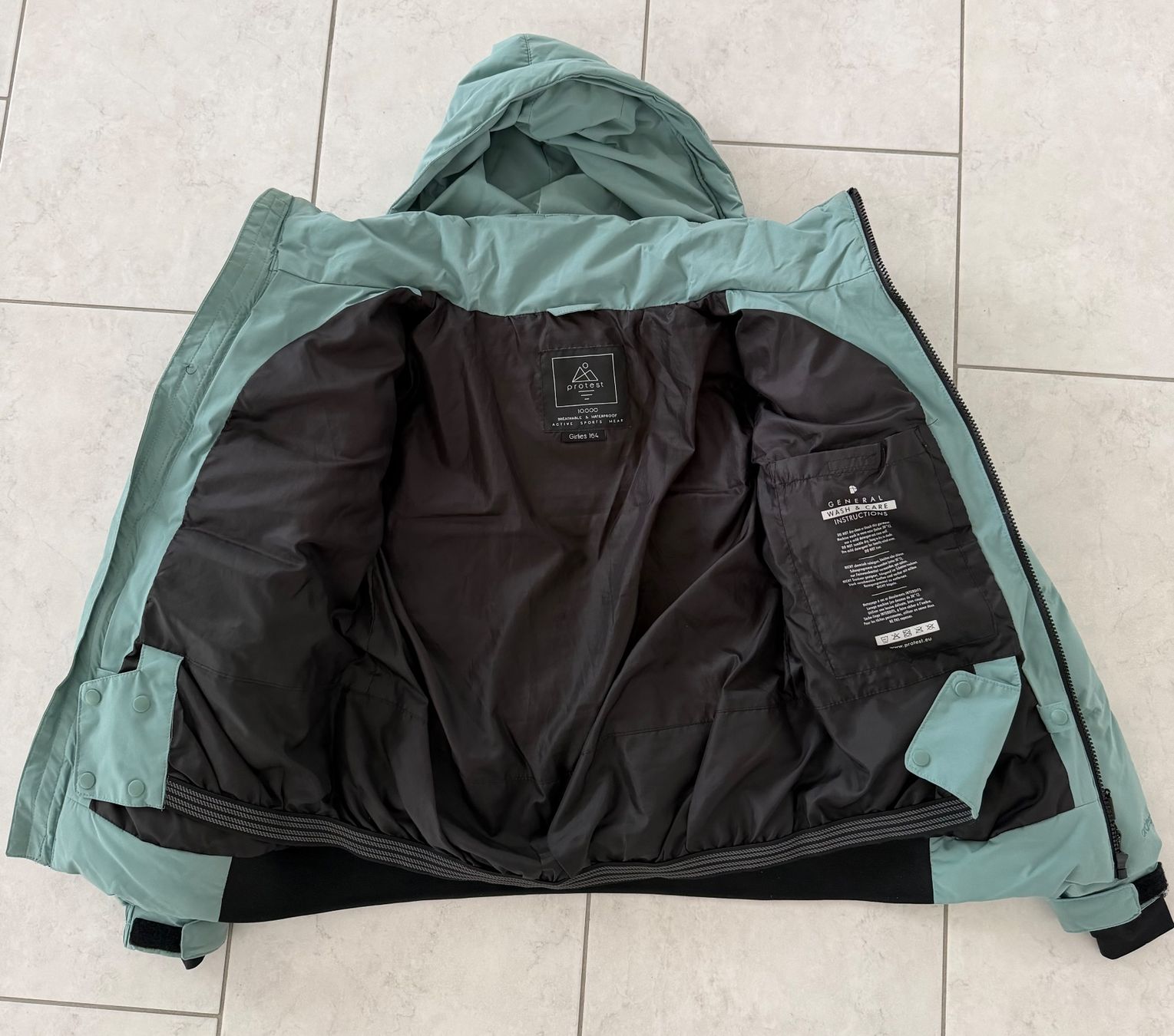 Protest Vestes & Manteaux: Protest Winterjacke – D'occasion à Studen BE par Ironbonehead 7
