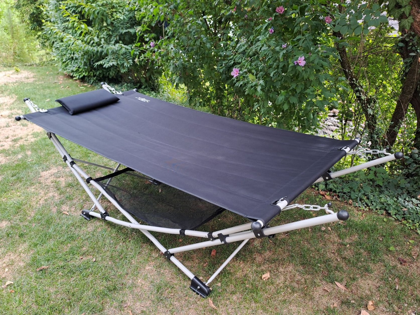 Hamac: flache Hängematte mit Gestell – D'occasion à Umiken par sim_t79l
