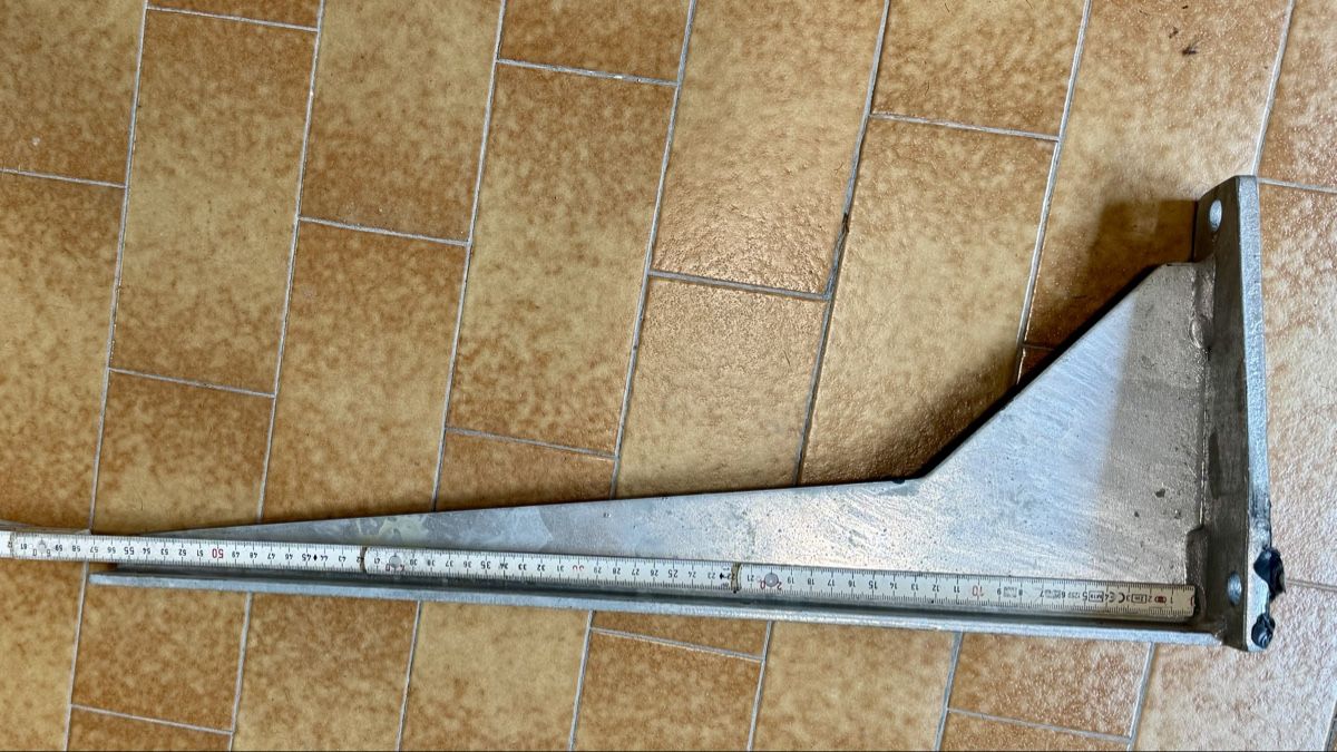 Travi: Metallkonsole massiv - 58cm – Usato da Zürich venduto da jazzlowa 5