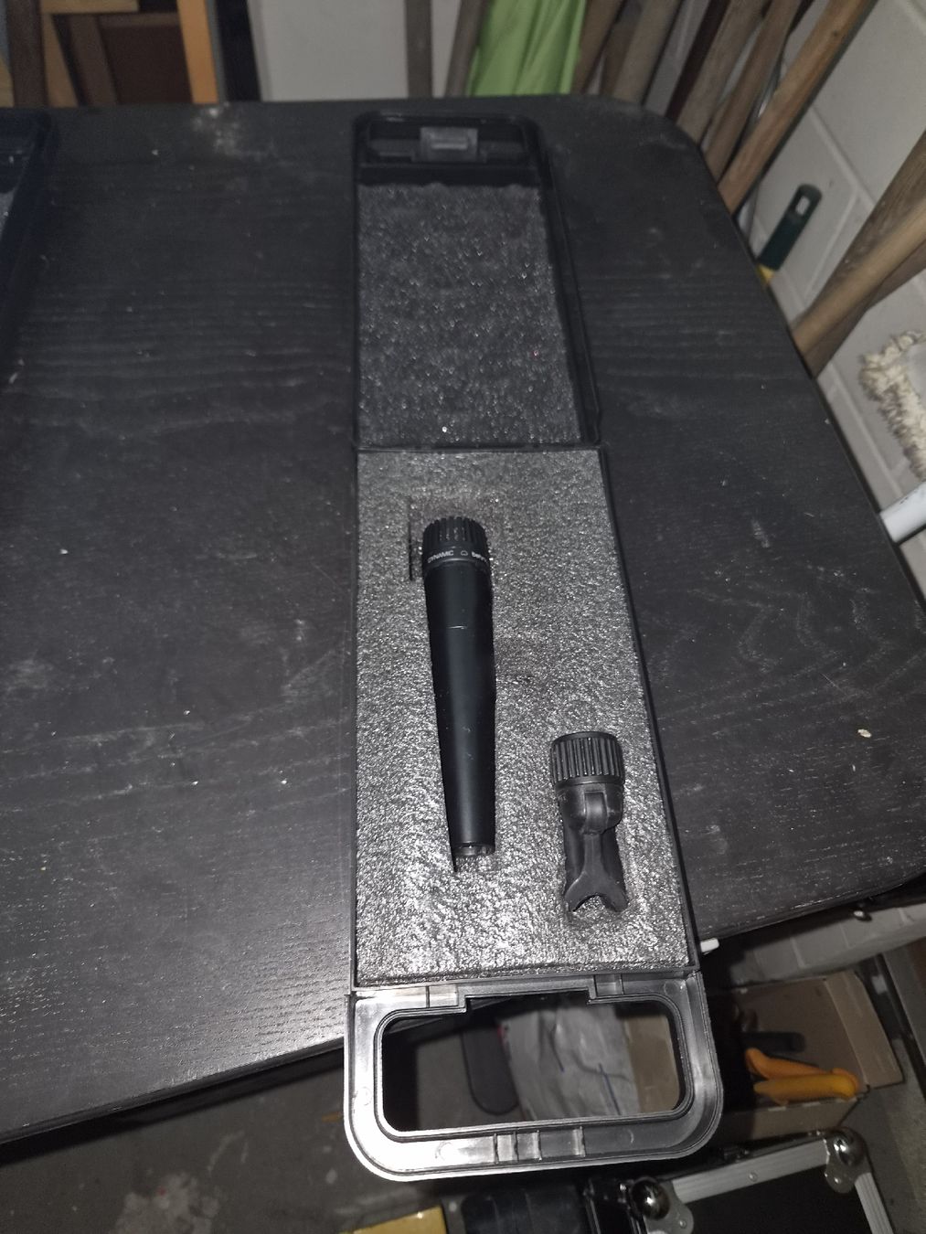 Behringer Microfoni: Behringer Gitarren mikrofon – Usato da Aesch BL venduto da RedChief-125