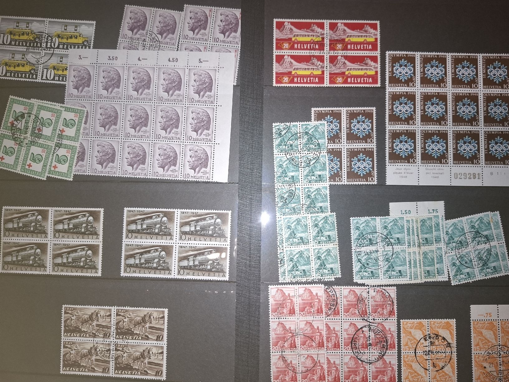 Tutti i francobolli: Blockalbum diverser 4er Blocks teils Dublettiert  – Usato da Balgach venduto da SIMEON27 4