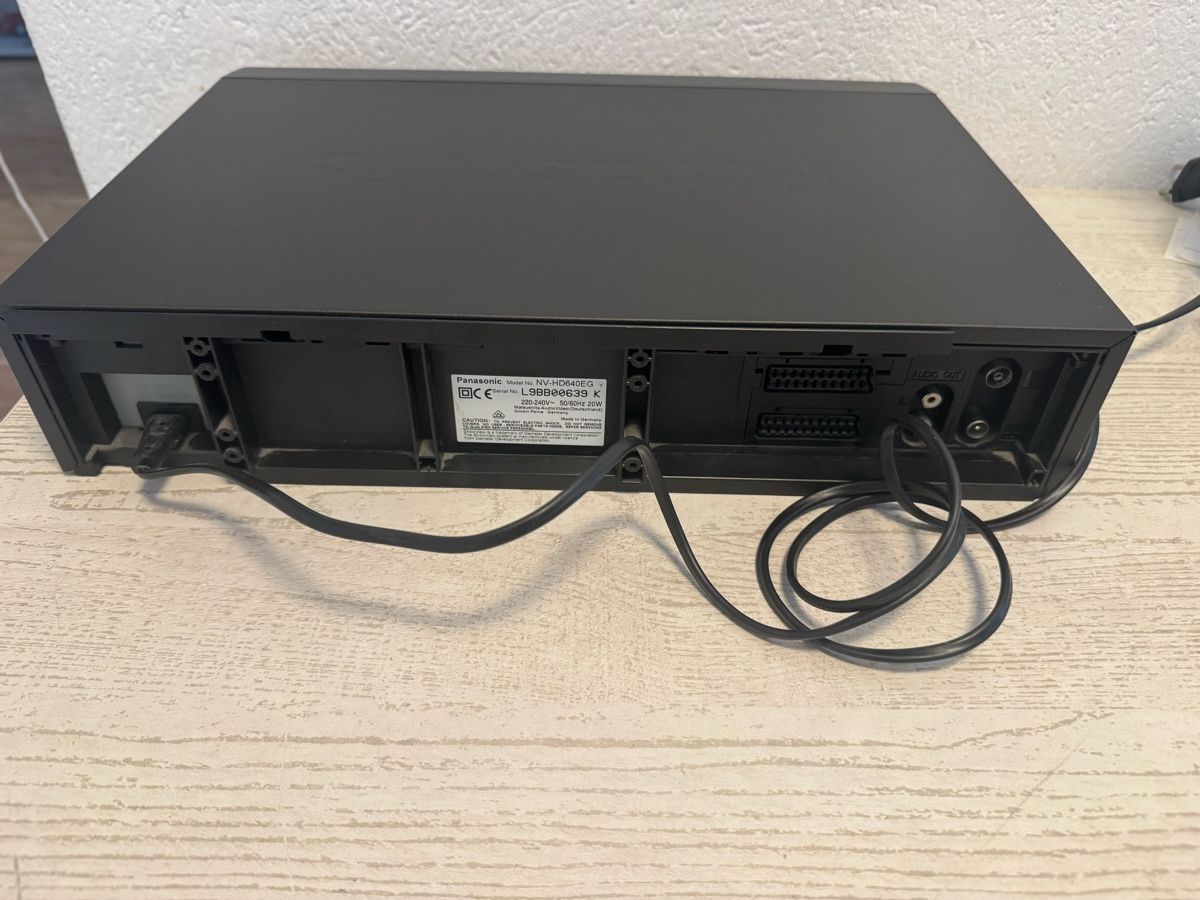 Panasonic Registratori: Panasonic nv-hd640 vhs recorder – Usato da Zunzgen venduto da milesdavis76 4