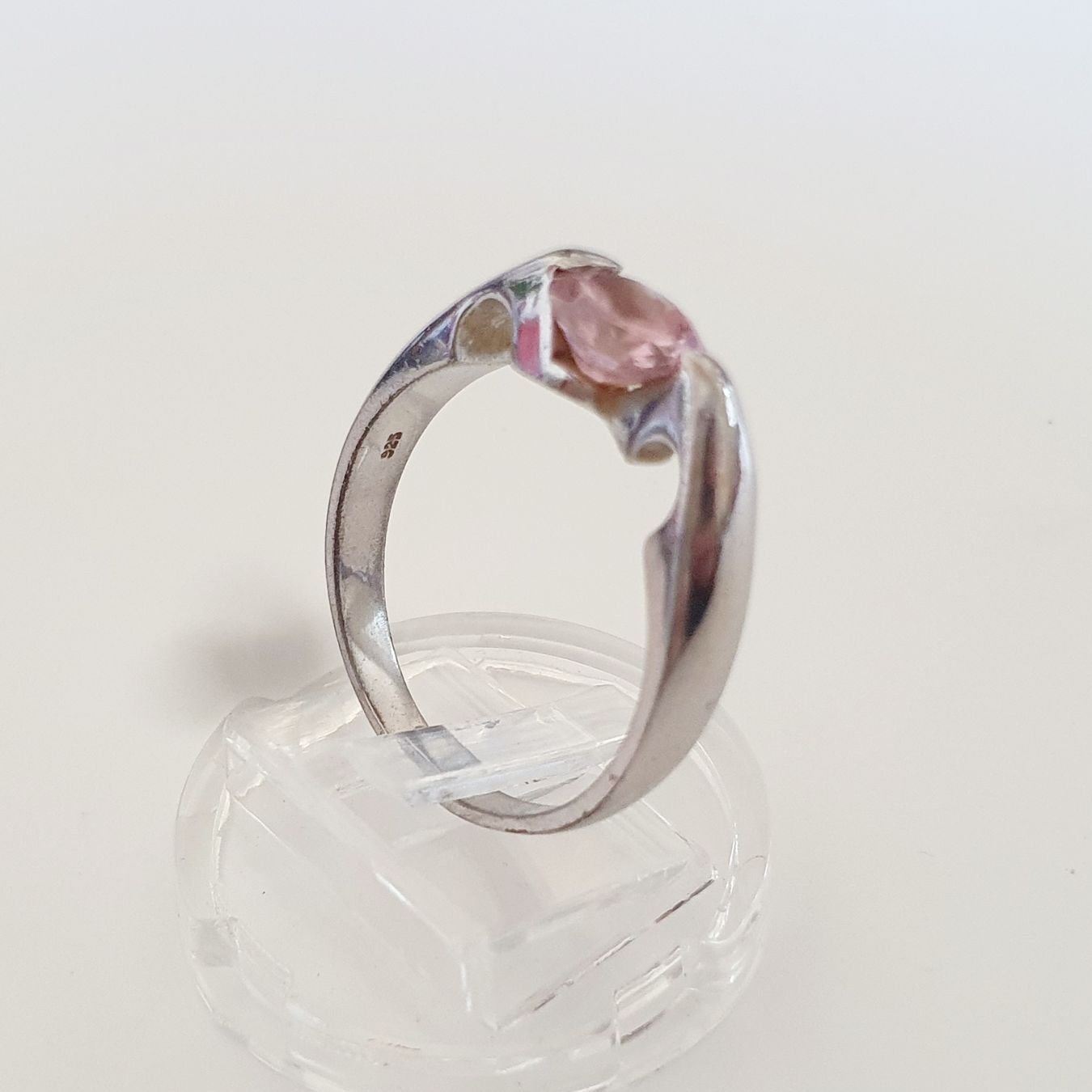 Anelli: Silberring 925 mit ein Rosa farbige Stein Gr. 18,6mm – Usato da Kreuzlingen venduto da Wunderkiste123 1