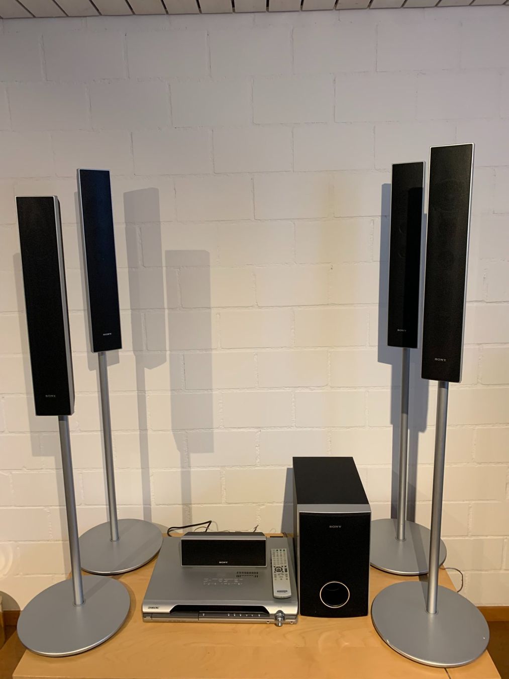 Sony Home Cinema: DVD Home Theatre System von Sony – Usato da Baldegg venduto da Sharan
