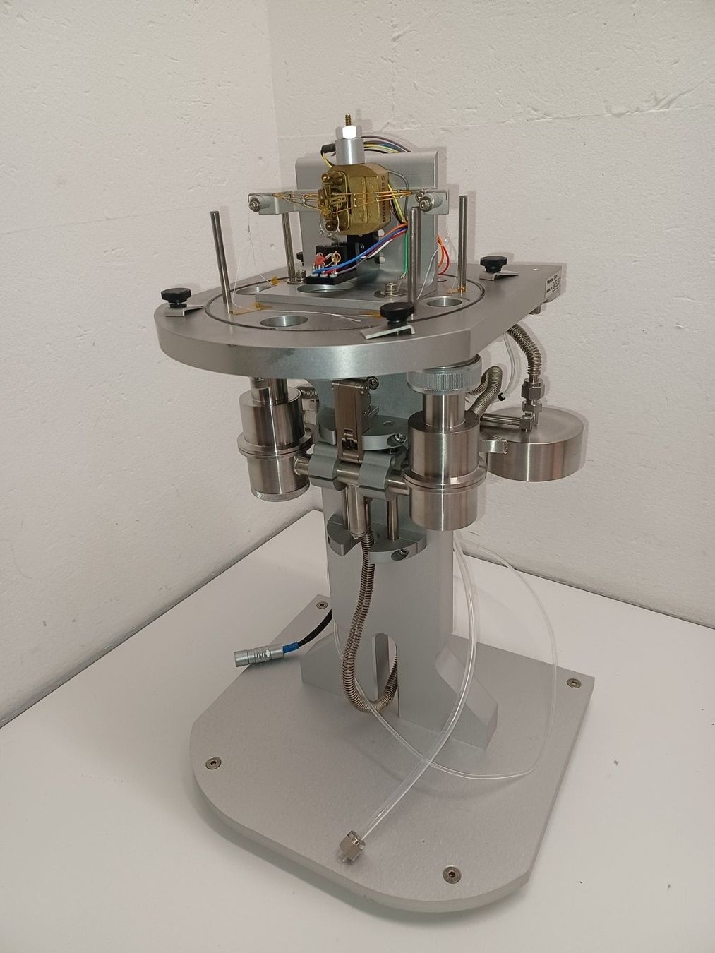 Accessori da laboratorio: Vapor Sorption Analyzer System – Usato da Niederdorf venduto da LeptonAG_Labor 3
