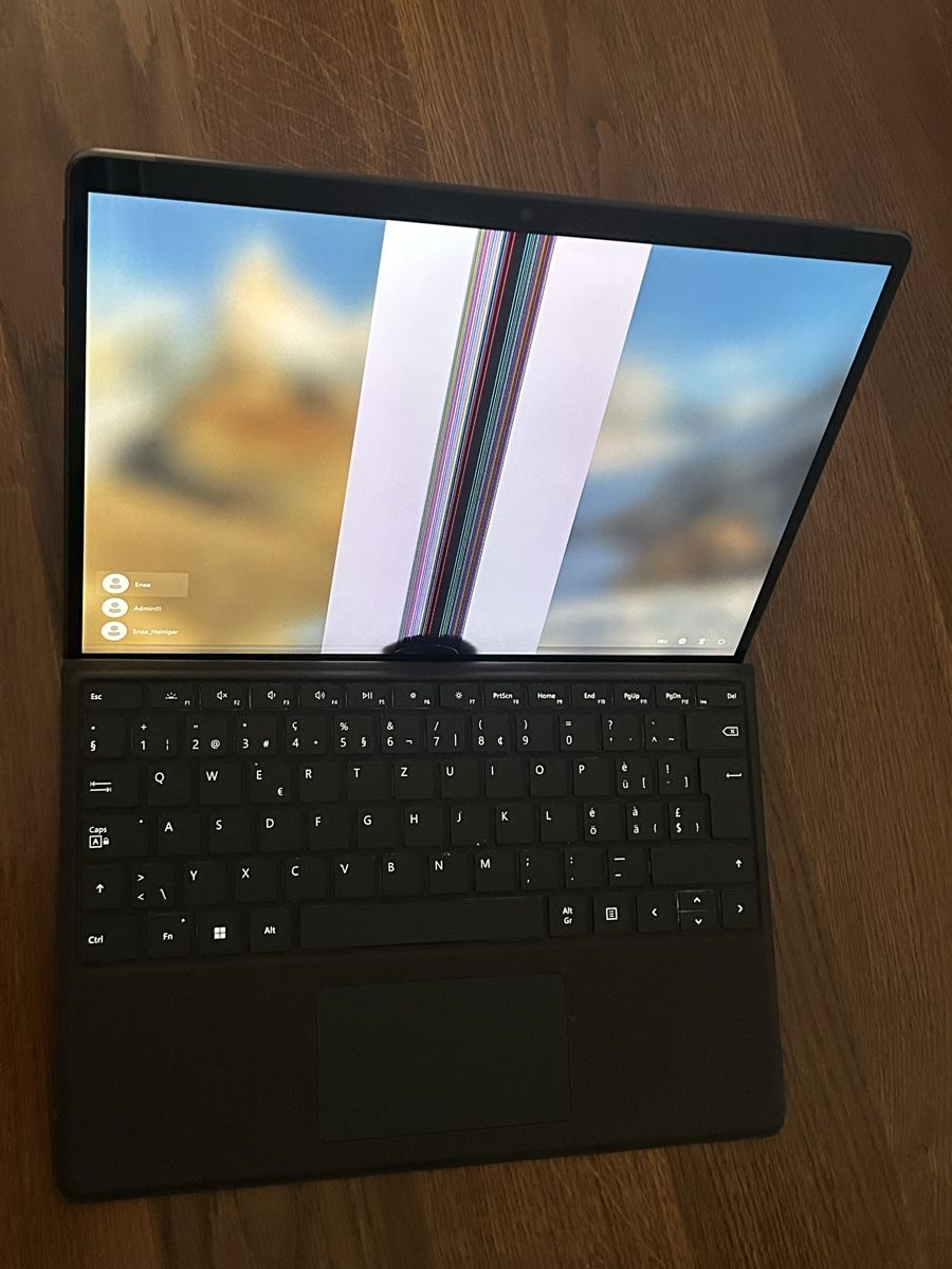Microsoft Notebook: Microsoft Surface 11 Pro, Funktionstüchtig, Defekter Display – Difettoso da Wettswil venduto da ene_8wkc 4