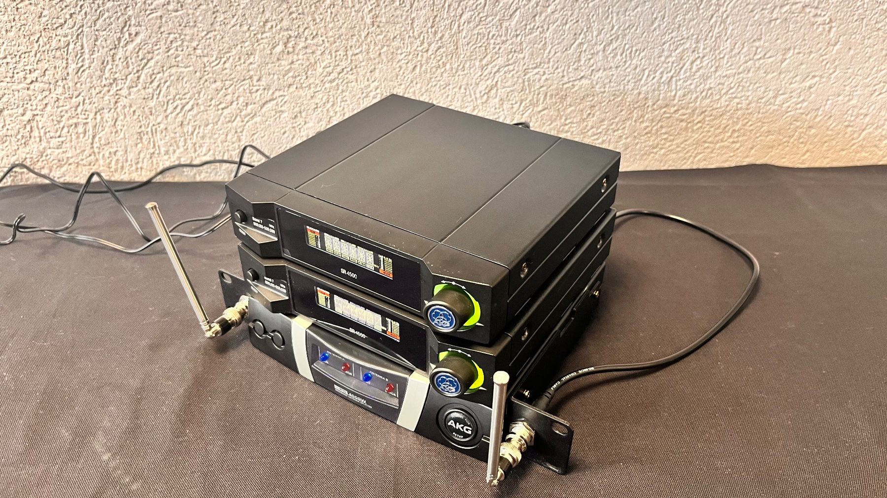 Akg Microfoni: AKG Mikrofonsystem – Usato da Bern venduto da NIKA-SYSTEMS 1