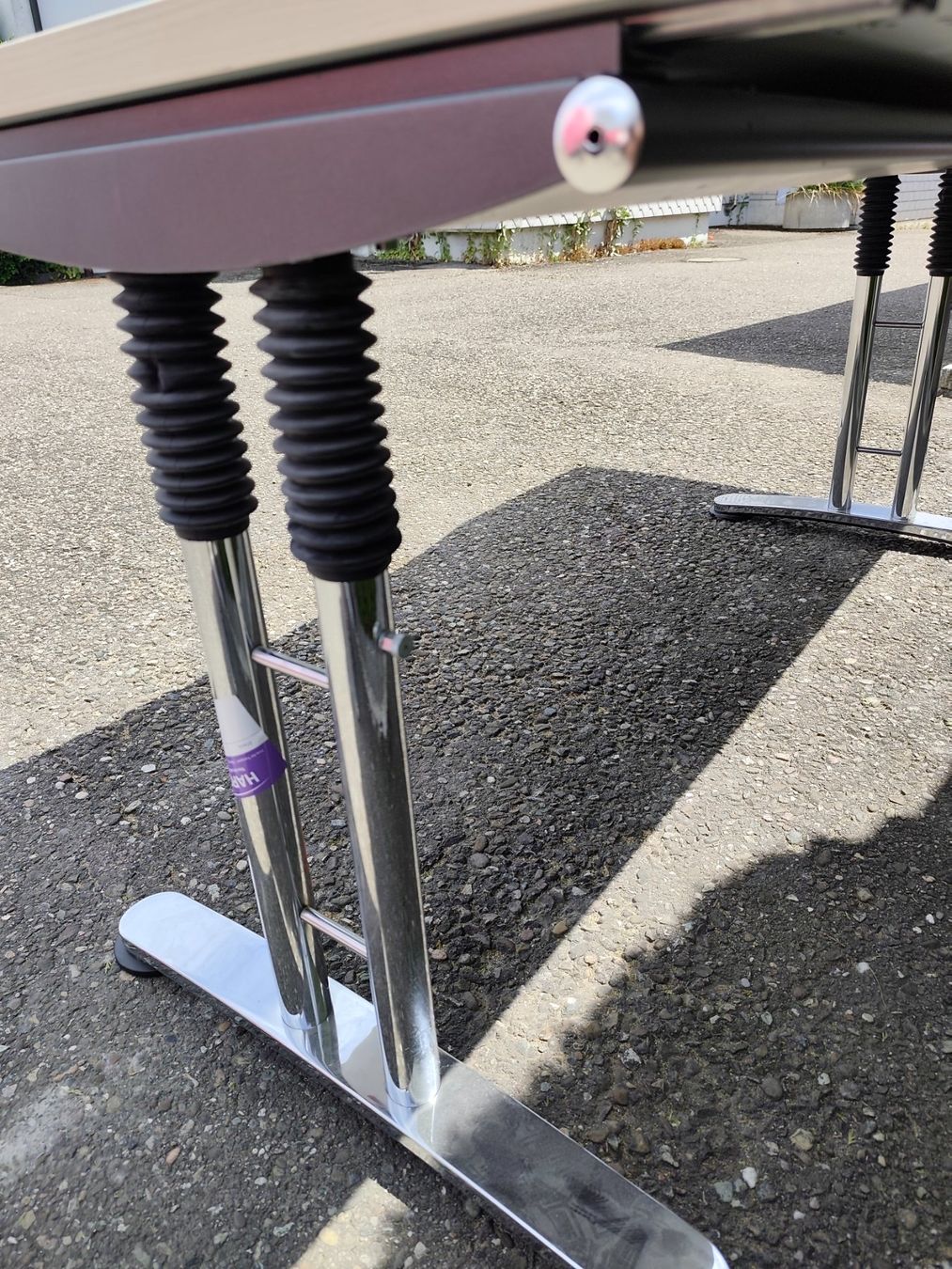 Bureaux: Professioneller Bürotisch – D'occasion à Oberhofen TG par Geisi2 3