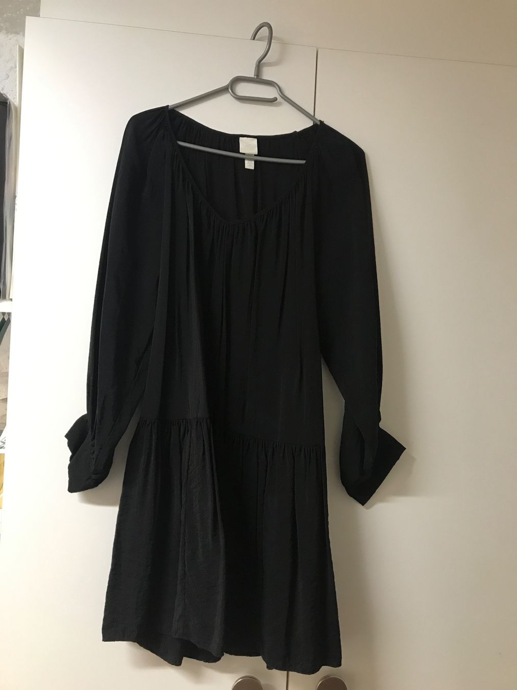 H&M Tuniche: Tunika schwarz Gr XS von H&M – Nuovo (secondo la descrizione) da St. Margrethen SG venduto da kellenbh