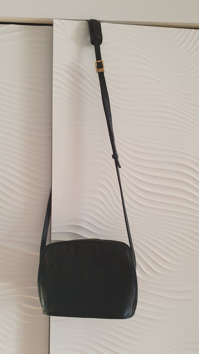 Maison Mollerus Taschen für Damen: Maison Mollerus Umhängetasche – Gebraucht aus Laufenburg von megane1959 1